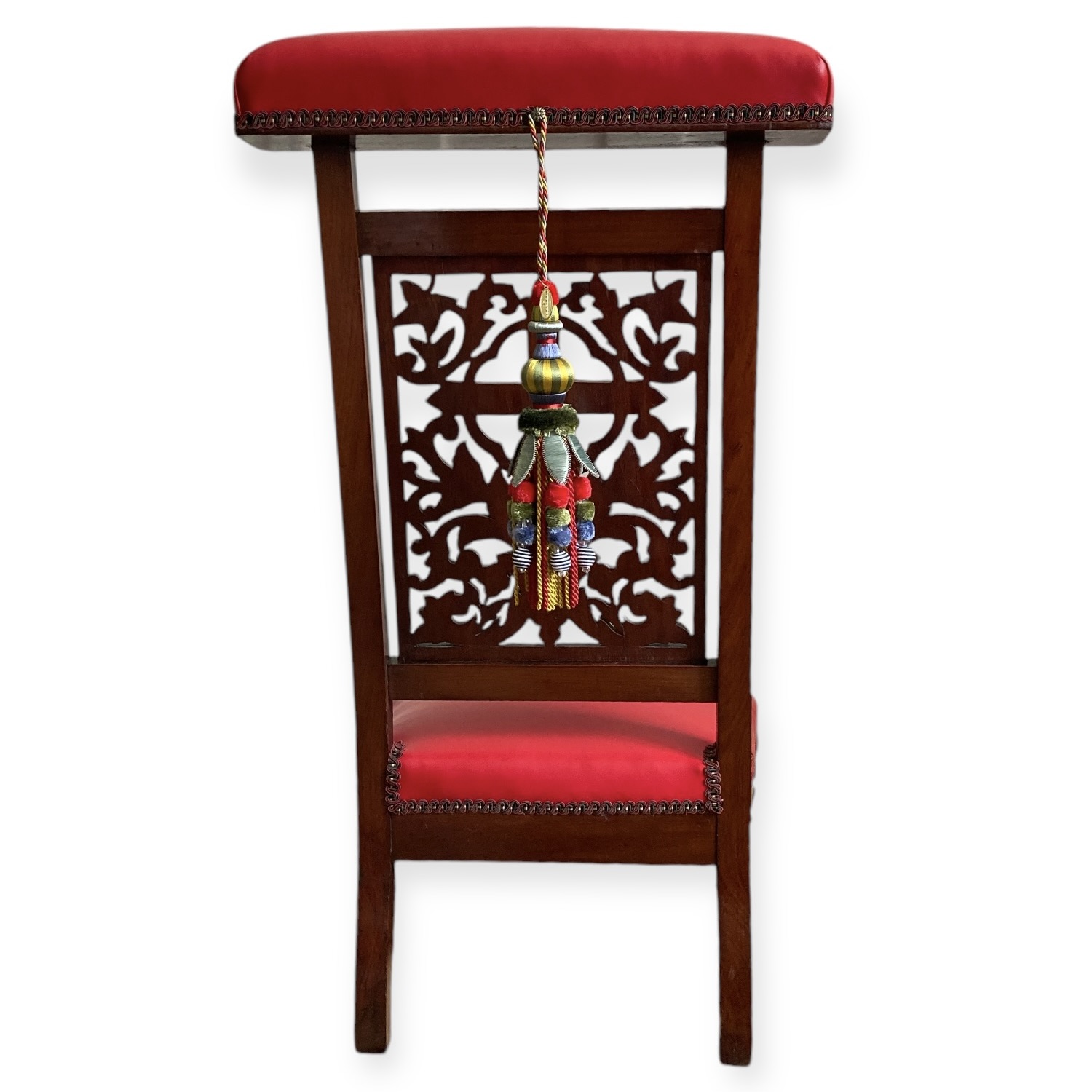 Antique William IV Era Prayer Chair / Prie Dieu In Walnut Fully Restored And Upholstered In Italian Leather With A Tassel
