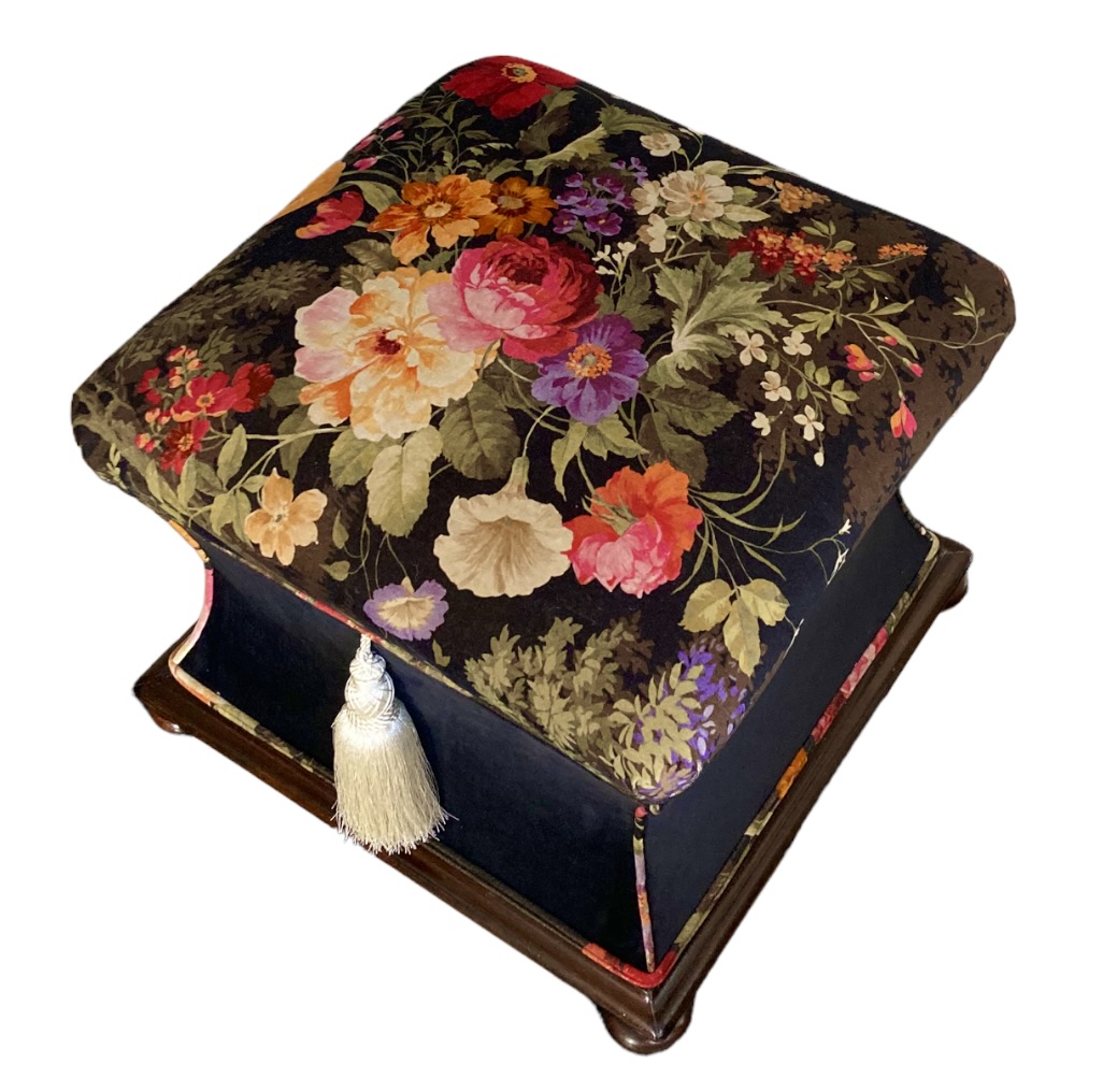 Victorian Concave Ottoman In Mahogany Fully Restored And Upholstered In Alhambra Velvet With A Silk Tassel